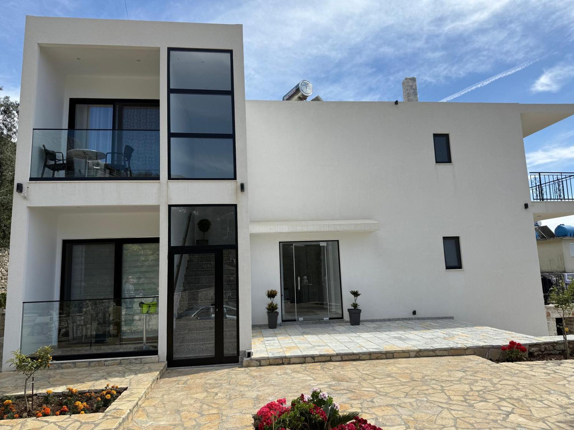 Villa Thomas Dhermi Exterior photo